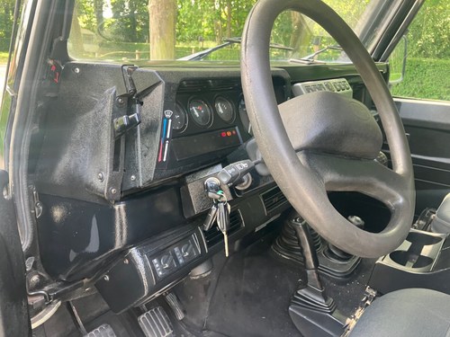 2006 Land Rover Defender 110 Station Wagon till salu (bild 21 av 80)