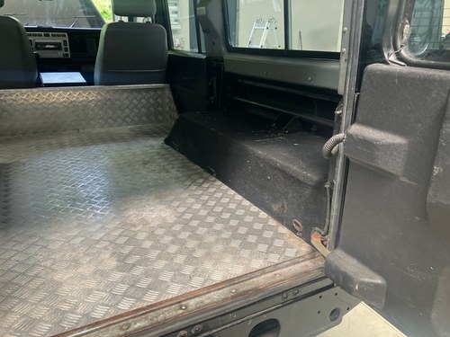2006 Land Rover Defender 110 Station Wagon till salu (bild 28 av 80)