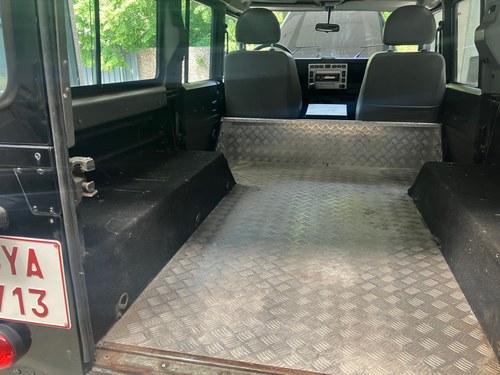 2006 Land Rover Defender 110 Station Wagon till salu (bild 29 av 80)