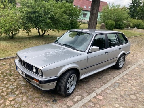 1990 BMW 325iX Touring Manual E30 For Sale (picture 18 of 197)