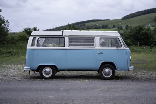 1973 Volkswagen T2 Camper Van RHD For Sale (picture 7 of 151)