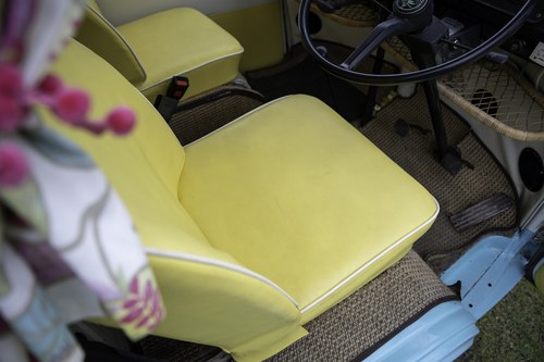 1973 Volkswagen T2 Camper Van RHD For Sale (picture 20 of 151)