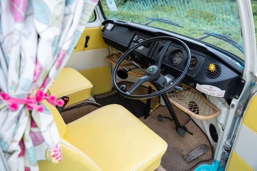 1973 Volkswagen T2 Camper Van RHD For Sale (picture 23 of 151)