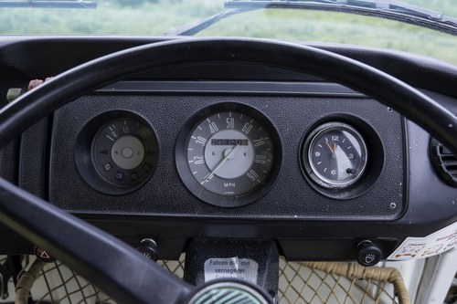 1973 Volkswagen T2 Camper Van RHD For Sale (picture 36 of 151)
