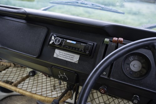 1973 Volkswagen T2 Camper Van RHD For Sale (picture 37 of 151)