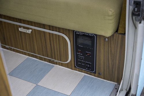 1973 Volkswagen T2 Camper Van RHD For Sale (picture 47 of 151)