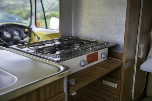 1973 Volkswagen T2 Camper Van RHD For Sale (picture 59 of 151)