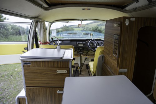 1973 Volkswagen T2 Camper Van RHD For Sale (picture 65 of 151)