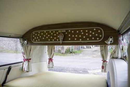 1973 Volkswagen T2 Camper Van RHD For Sale (picture 71 of 151)