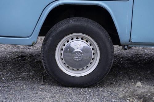 1973 Volkswagen T2 Camper Van RHD For Sale (picture 14 of 151)