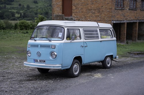 1973 Volkswagen T2 Camper Van RHD For Sale (picture 10 of 151)
