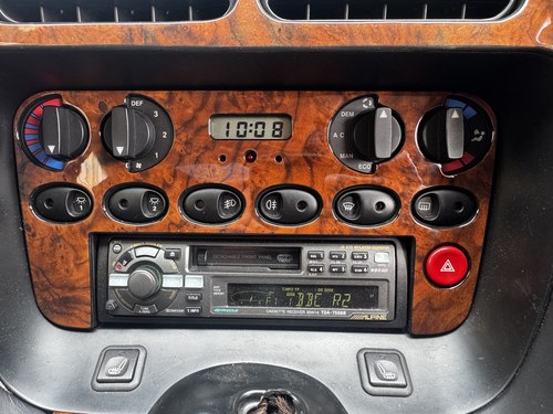 1998 Aston Martin DB7 3.2L Supercharged - Drive Dynamics Te koop (foto 28 van 73)