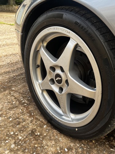 1998 Aston Martin DB7 3.2L Supercharged - Drive Dynamics Te koop (foto 41 van 73)