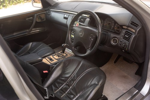2000 Mercedes-Benz E55 AMG W210 En venta (imagen 56 de 141)
