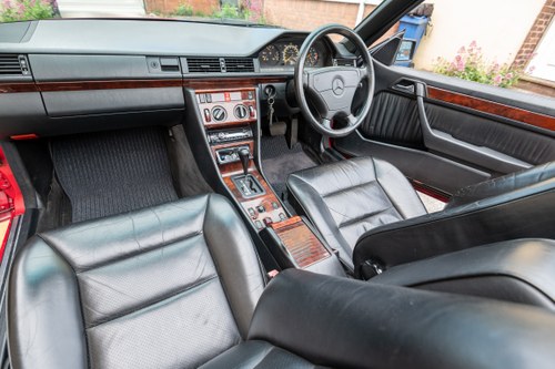 1994 Mercedes Benz E220 Sportline Cabriolet A124 à vendre (picture 46 of 180)
