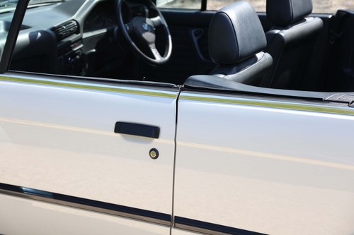 1991 BMW E30 325i Convertible Manual In vendita (immagine 59 di 133)