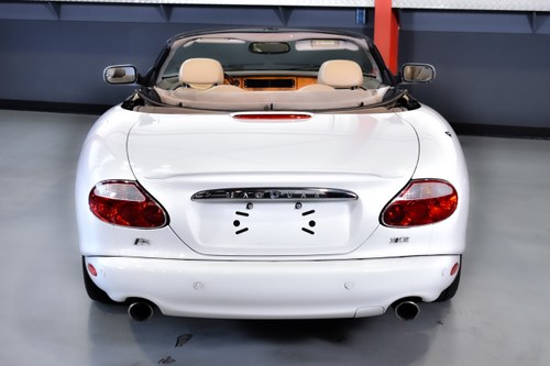 2001 Jaguar XKR Convertible X100 till salu (bild 13 av 79)