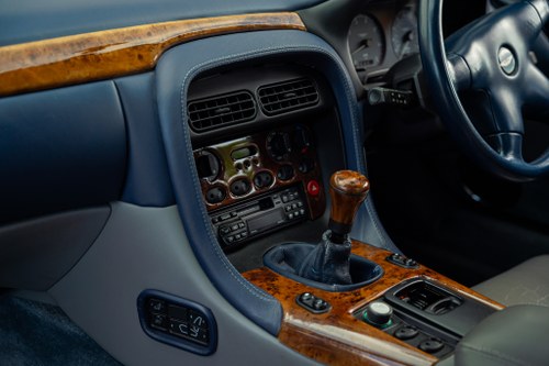 1995 Aston Martin DB7 Coupe Manual In vendita (immagine 39 di 170)