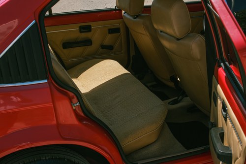 1984 Opel Kadett 1.3S till salu (bild 19 av 42)