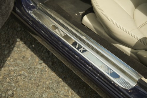 2005 Jaguar XK8 4.2S ‘White Badge’ X100 till salu (bild 84 av 207)
