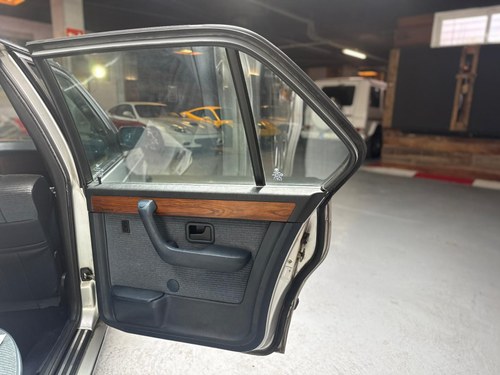 1984 BMW 735i Automatic E23 In vendita (immagine 28 di 52)