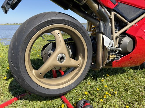1998 Ducati 916 SPS à venda (imagem 23 de 77)
