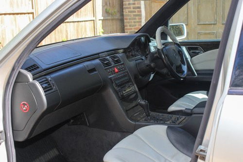 1998 Mercedes-Benz E55 AMG W210 En venta (imagen 16 de 153)