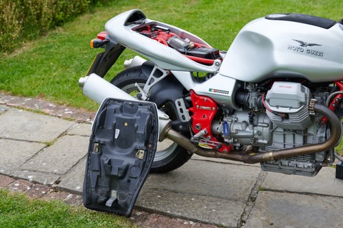 2000 Moto Guzzi V11 Sport till salu (bild 91 av 132)