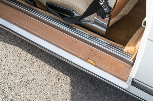 1986 Mercedes-Benz 560 SL R107 à vendre (picture 22 of 201)
