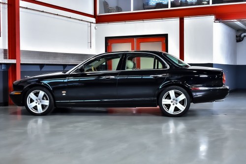 2006 Jaguar XJR (X350) Saloon 4,2L Supercharged V8 till salu (bild 20 av 98)