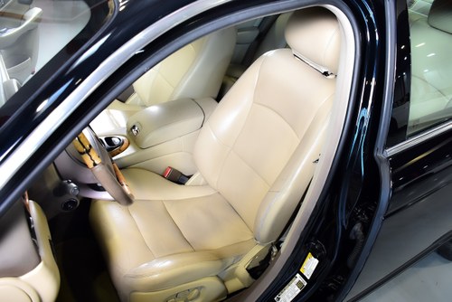 2006 Jaguar XJR (X350) Saloon 4,2L Supercharged V8 till salu (bild 29 av 98)