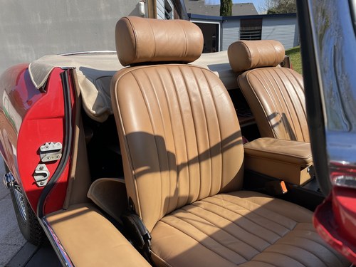 1975 Jaguar E-Type Series 3 5.3 V12 Convertible En venta (imagen 35 de 91)