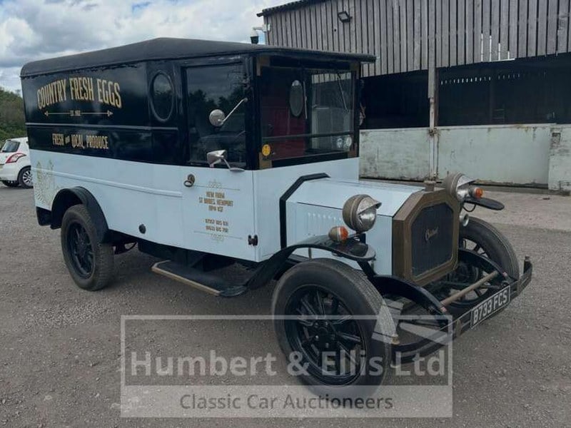 1984 HOMARK CRITERION (FLUER DE LYS) VAN