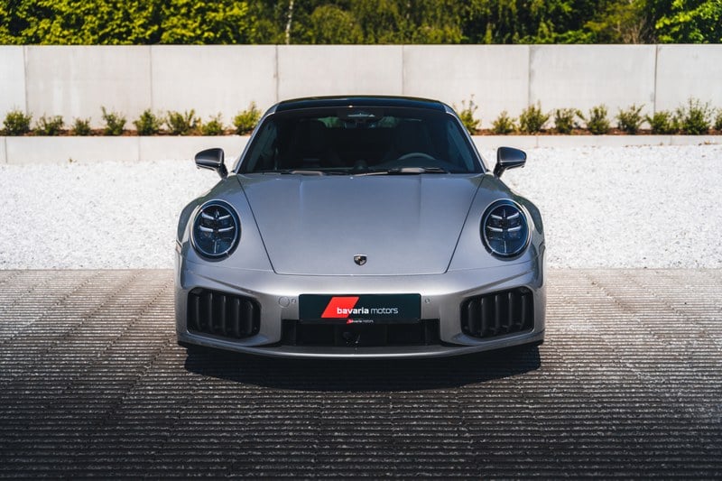 2026 Porsche 911 - 2 2026 Porsche 911 - 2