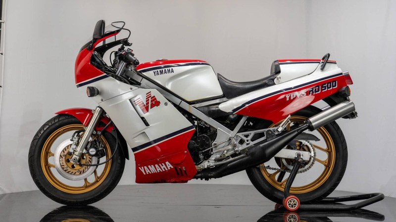 1985 Yamaha RD 500 - 2 1985 Yamaha RD 500 - 2