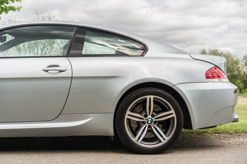 2006 BMW M6 SMG E63 à vendre (picture 14 of 190)