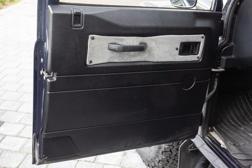 2014 Land Rover Defender XS 110 Twisted / Stamford Coachworks Camper For Sale (picture 24 of 165)