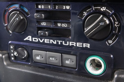 2014 Land Rover Defender XS 110 Twisted / Stamford Coachworks Camper For Sale (picture 42 of 165)