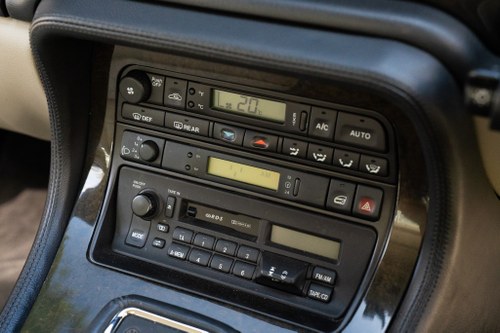 1995 Jaguar XJ6 Sport Auto 58k miles For Sale (picture 27 of 139)