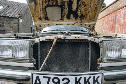1983 Mercedes-Benz 300D W123 Automatic à venda (imagem 132 de 147)