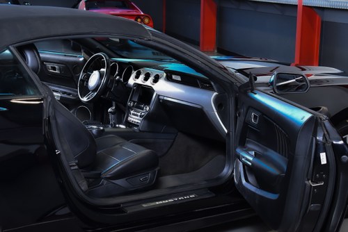 2017 Ford Mustang Convertible 2.3 Ecoboost till salu (bild 34 av 81)