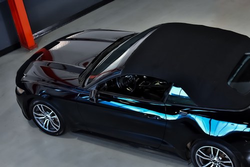 2017 Ford Mustang Convertible 2.3 Ecoboost till salu (bild 75 av 81)