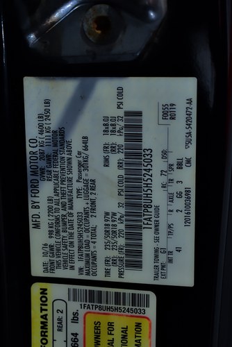 2017 Ford Mustang Convertible 2.3 Ecoboost till salu (bild 76 av 81)