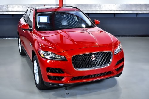 2017 Jaguar F-Pace 20d Prestige zum Verkauf (Bild 3 von 113)