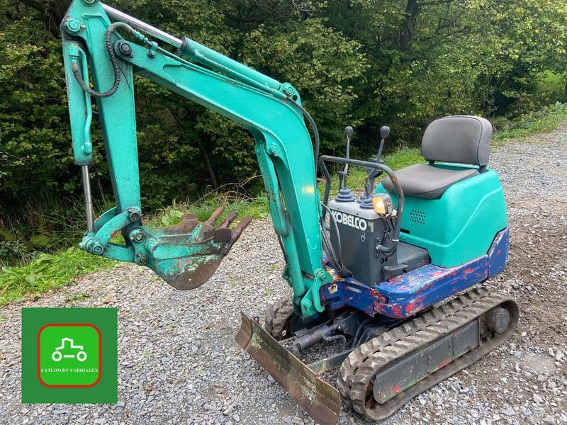 KOBLECO SK007 MICRO DIGGER 3/4 Ton EXPANDING 2 SPEED TRACKS