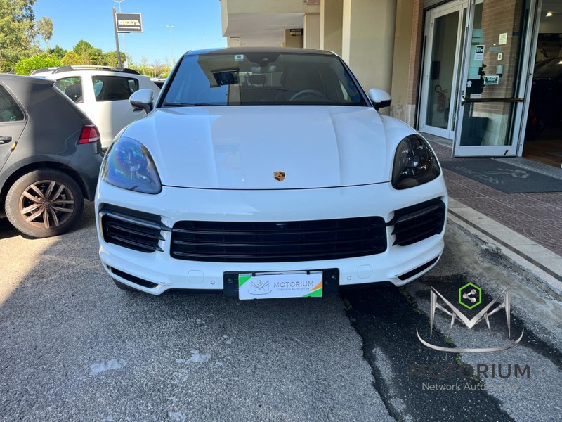 2021 Porsche Cayenne - 2 2021 Porsche Cayenne - 2