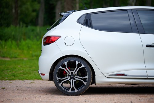 2016 Renault Clio RS 220 Trophy à vendre (picture 115 of 201)