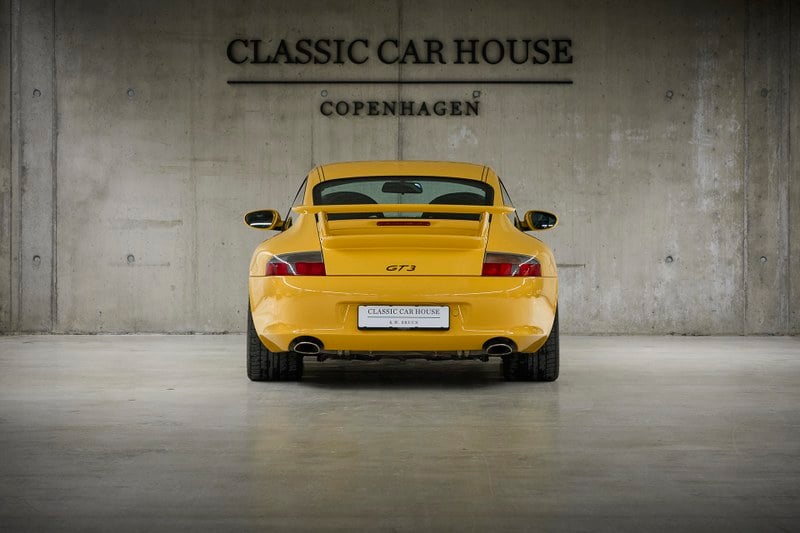 2003 Porsche 911 - 2 2003 Porsche 911 - 2