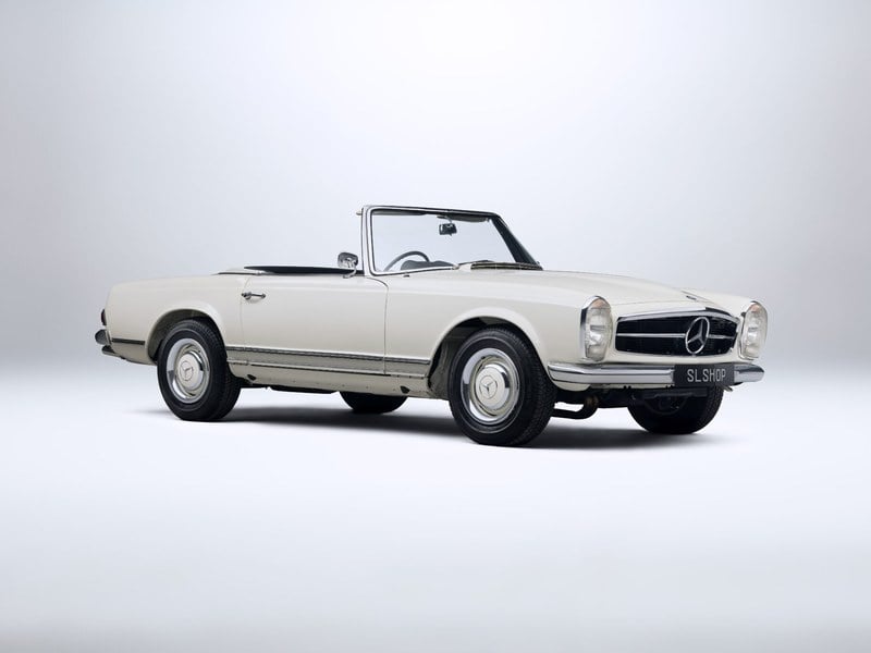 1967 Mercedes-Benz 230SL W113