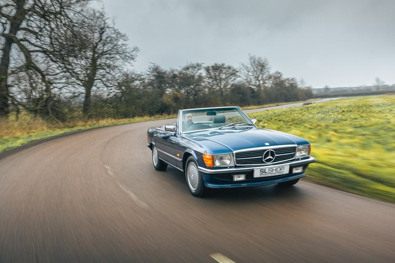 1986 Mercedes SL Class - 2 1986 Mercedes SL Class - 2